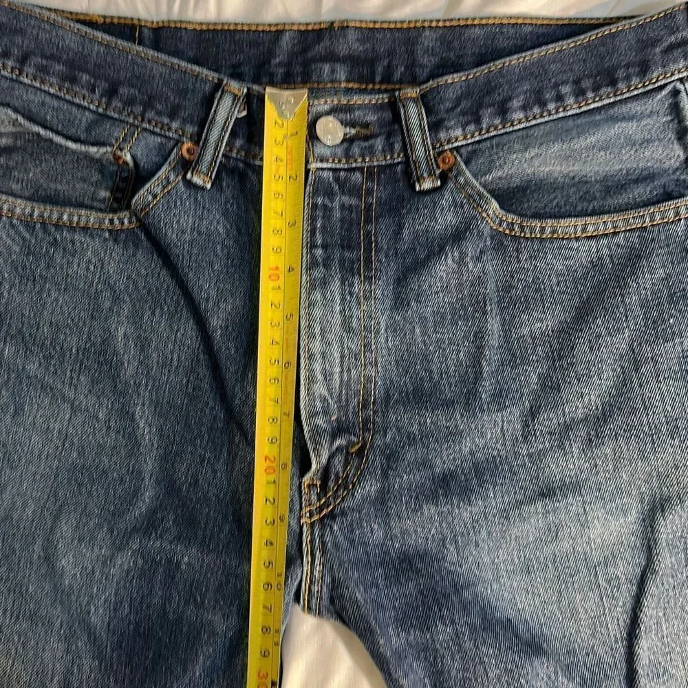 Levi’s 505 Denim Waist: 34, Inseam: 30 inches